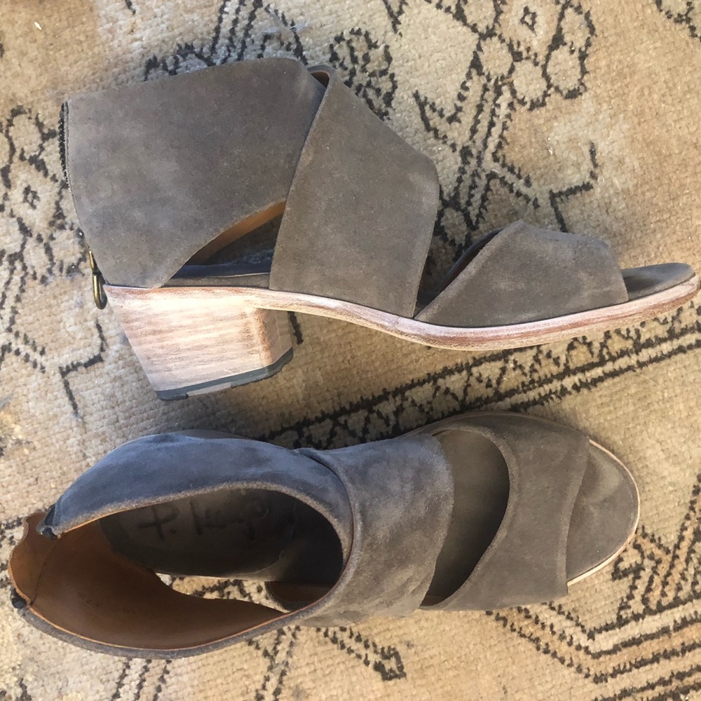 Rare P Monjo Sandals With Heel